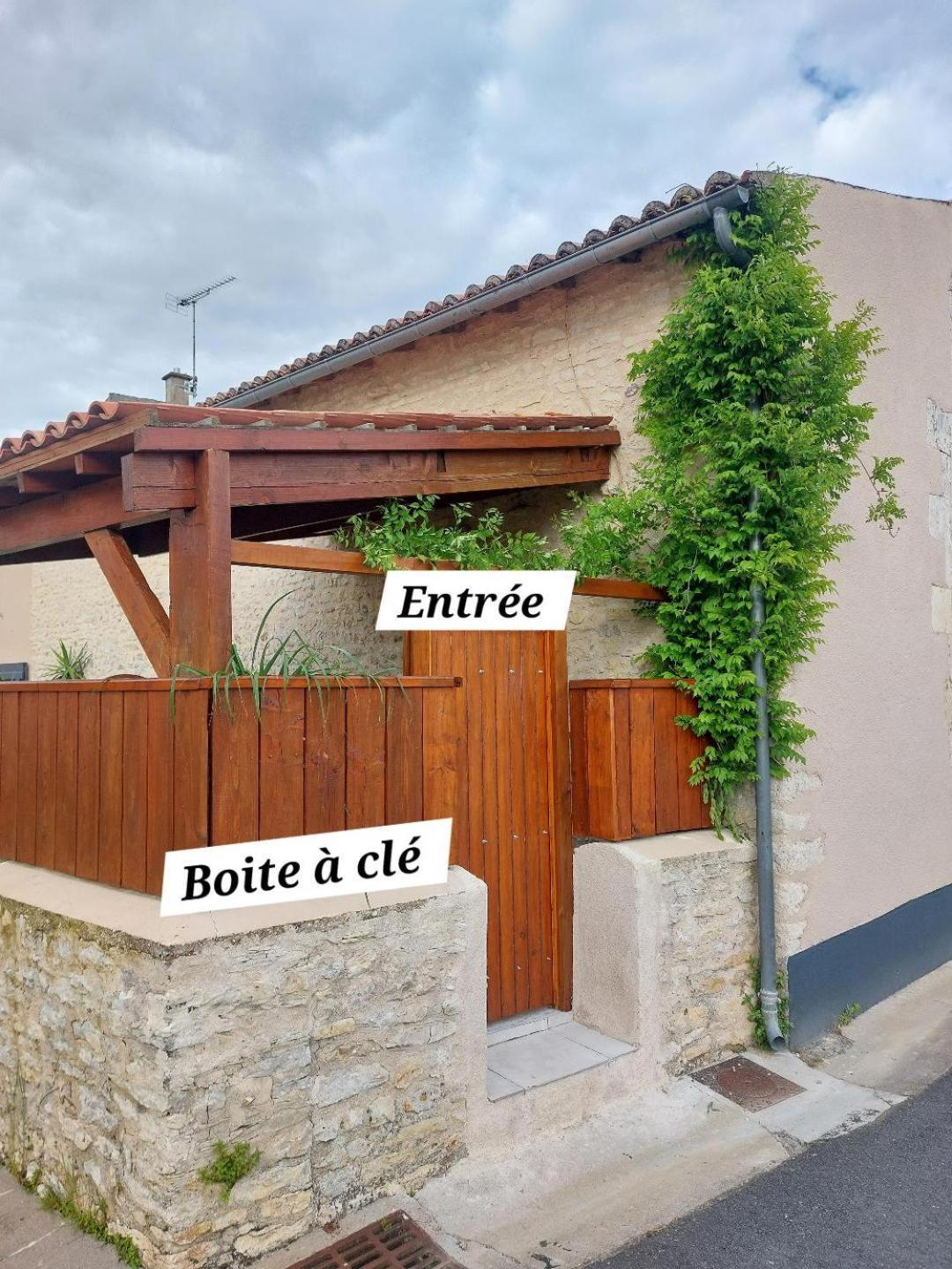 Les Petits Jardins De Cisse Chambre De Charme ภายนอก รูปภาพ